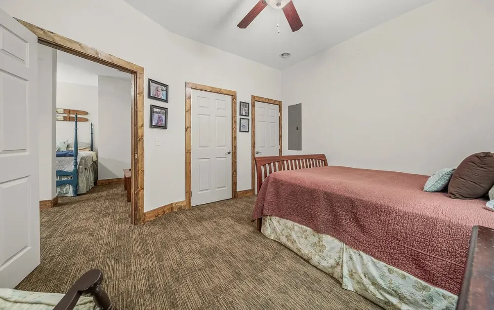 195 Summer Breeze Dr Smithville, TN 37166