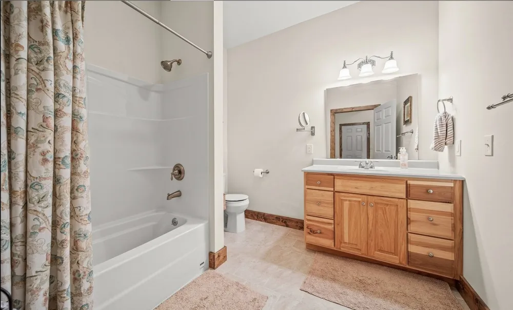 195 Summer Breeze Dr Smithville, TN 37166