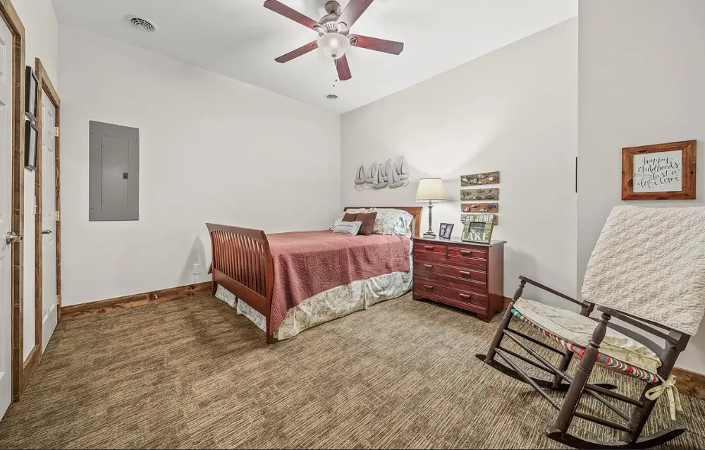195 Summer Breeze Dr Smithville, TN 37166
