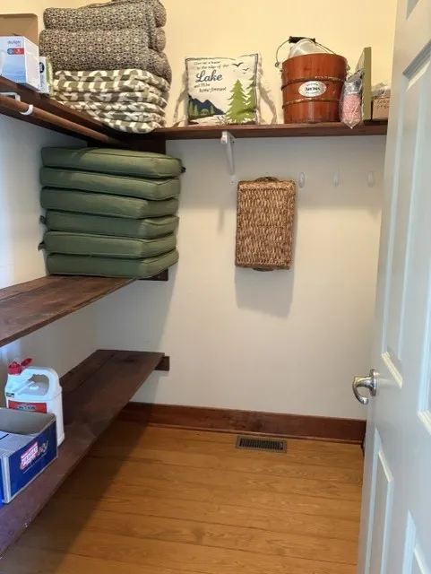 195 Summer Breeze Dr Smithville, TN 37166