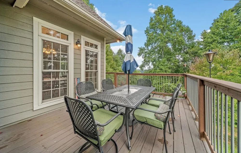 195 Summer Breeze Dr Smithville, TN 37166