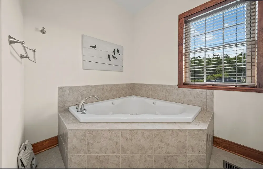 195 Summer Breeze Dr Smithville, TN 37166