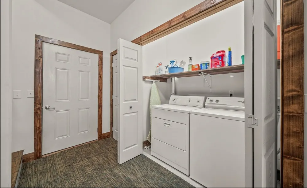 195 Summer Breeze Dr Smithville, TN 37166
