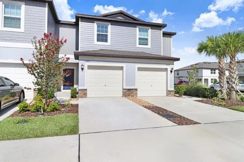 10263 TRUMPET HONETSUCKLE WAY