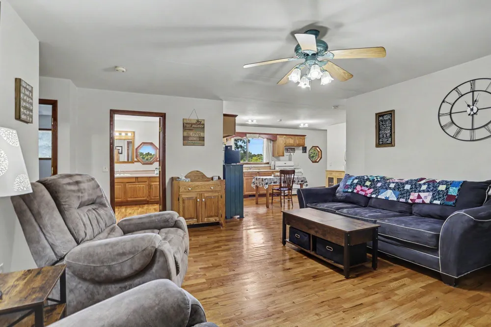 13720 Drive S Tekonsha, MI 49092