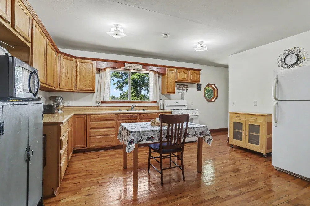 13720 Drive S Tekonsha, MI 49092