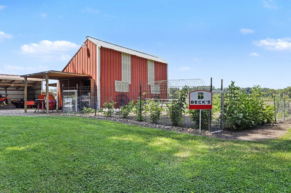 13720 Drive S Tekonsha, MI 49092