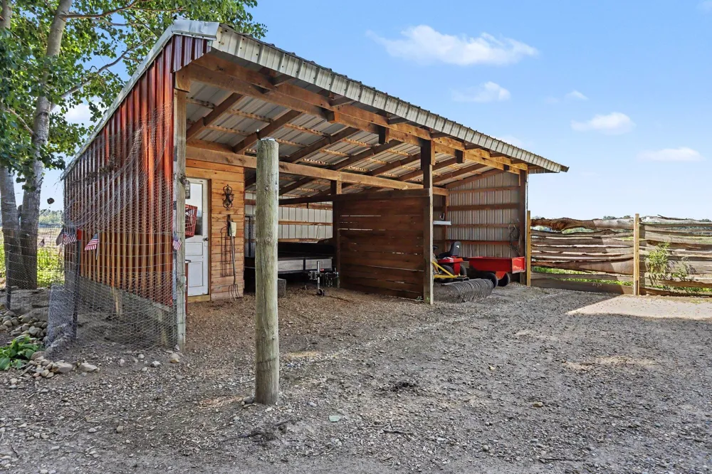 13720 Drive S Tekonsha, MI 49092