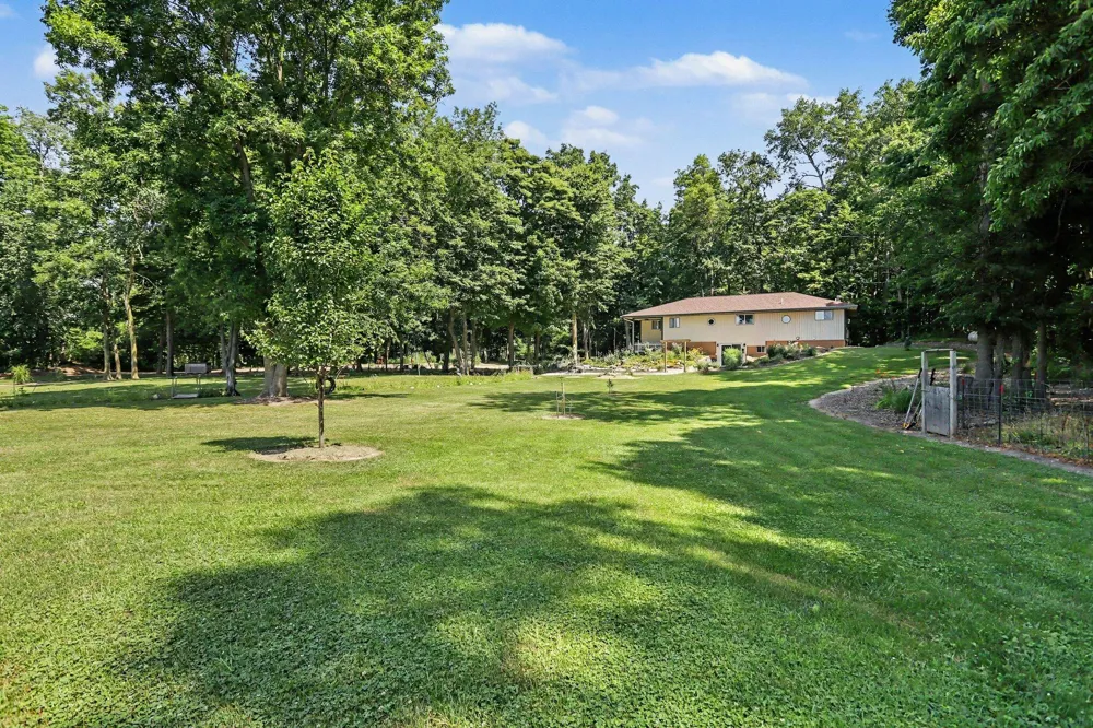 13720 Drive S Tekonsha, MI 49092