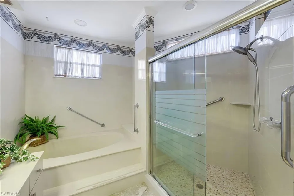 828 Hideaway Circle E #423 Marco Island, FL 34145