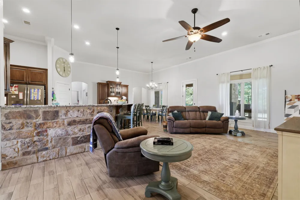 4870 Lemon Hill Calera, OK 74730