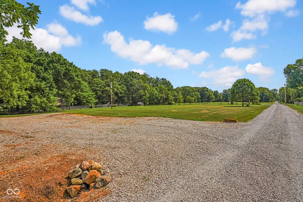 778 W Gasburg Lane Mooresville, IN 46158