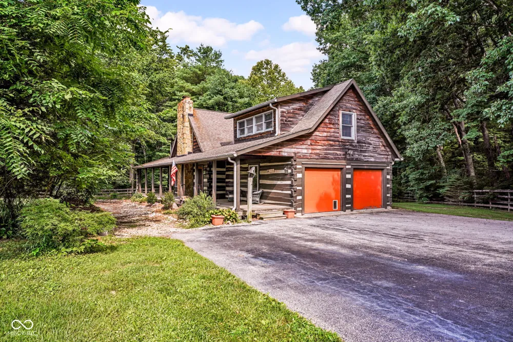 778 W Gasburg Lane Mooresville, IN 46158