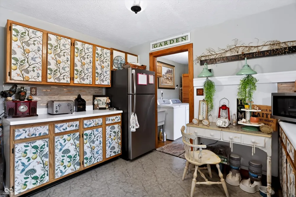 1022 E 600 S Franklin, IN 46131