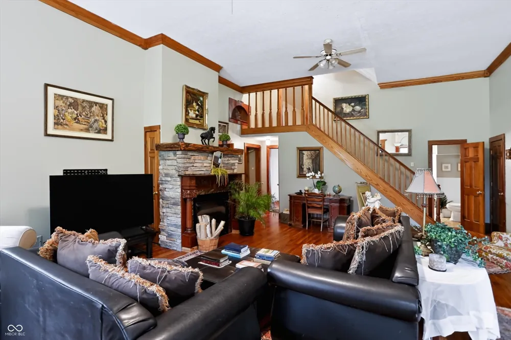 1022 E 600 S Franklin, IN 46131