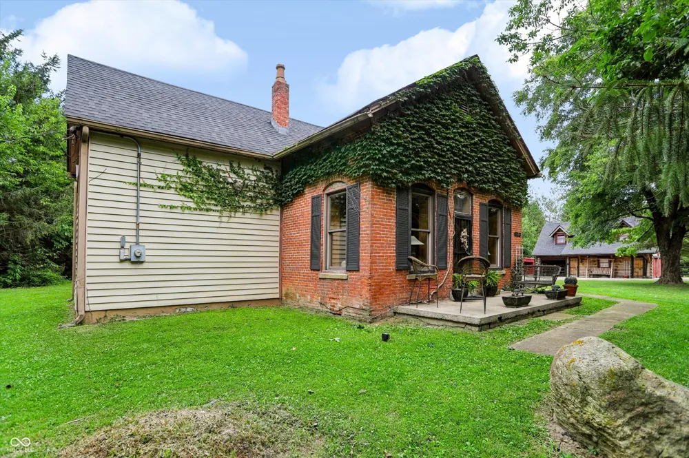 1022 E 600 S Franklin, IN 46131