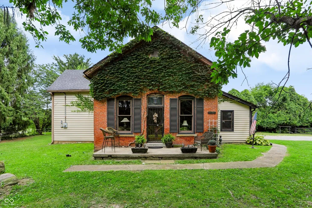 1022 E 600 S Franklin, IN 46131