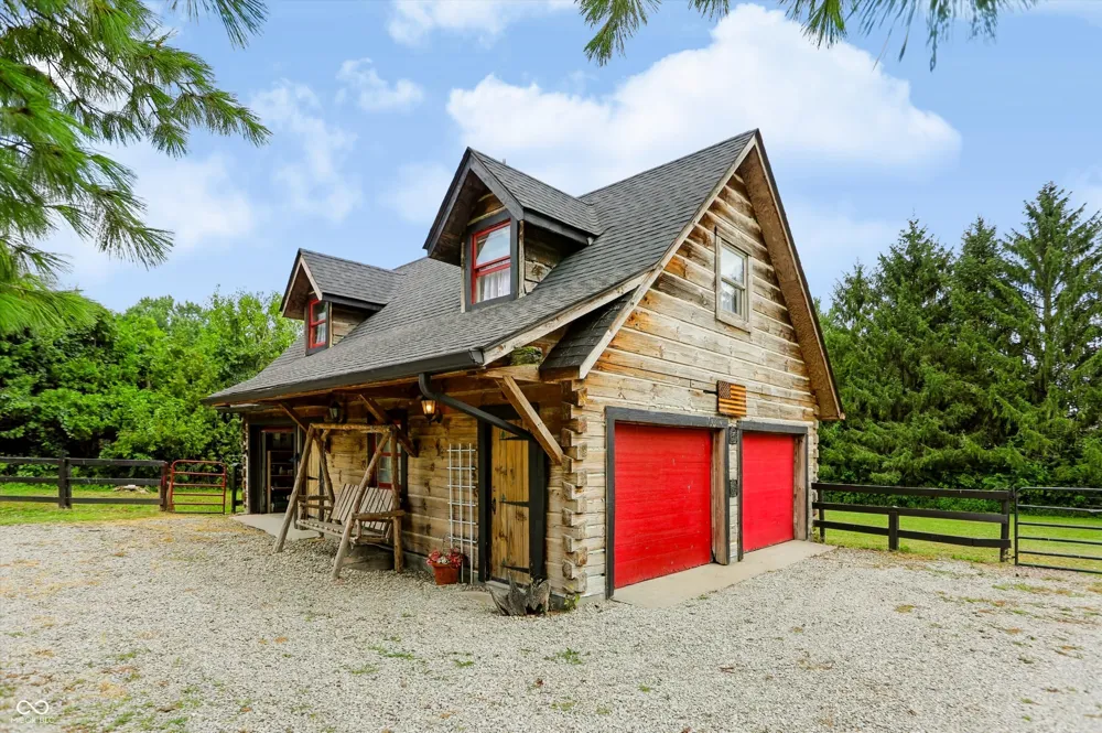 1022 E 600 S Franklin, IN 46131