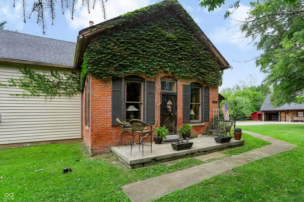 1022 E 600 S Franklin, IN 46131