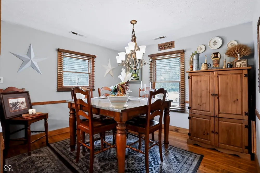 1022 E 600 S Franklin, IN 46131