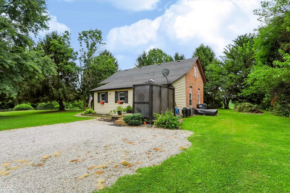 1022 E 600 S Franklin, IN 46131
