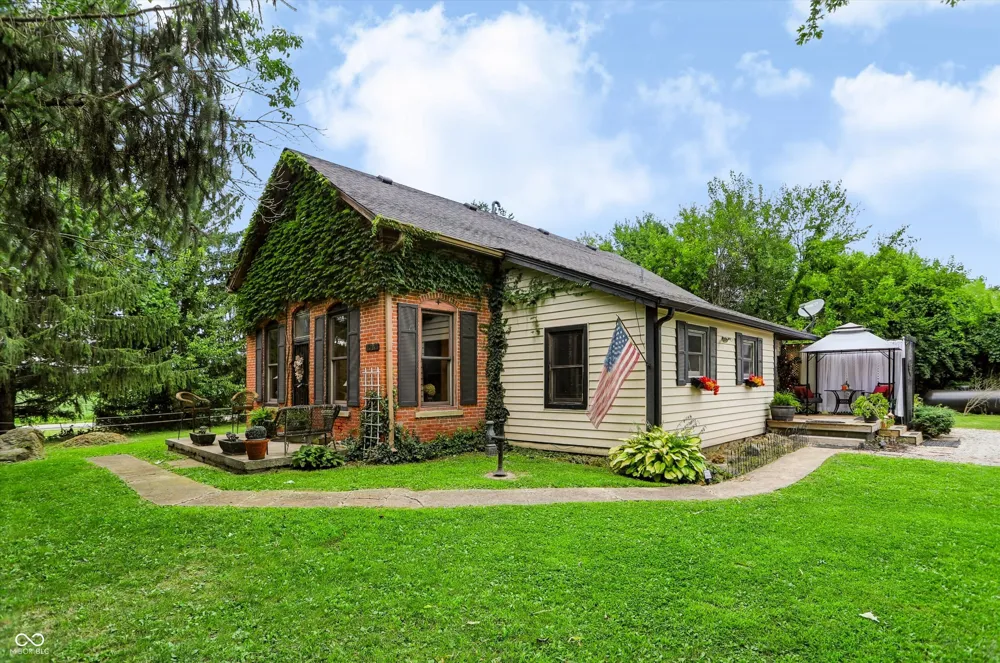 1022 E 600 S Franklin, IN 46131