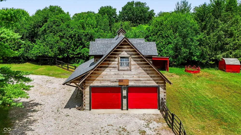1022 E 600 S Franklin, IN 46131