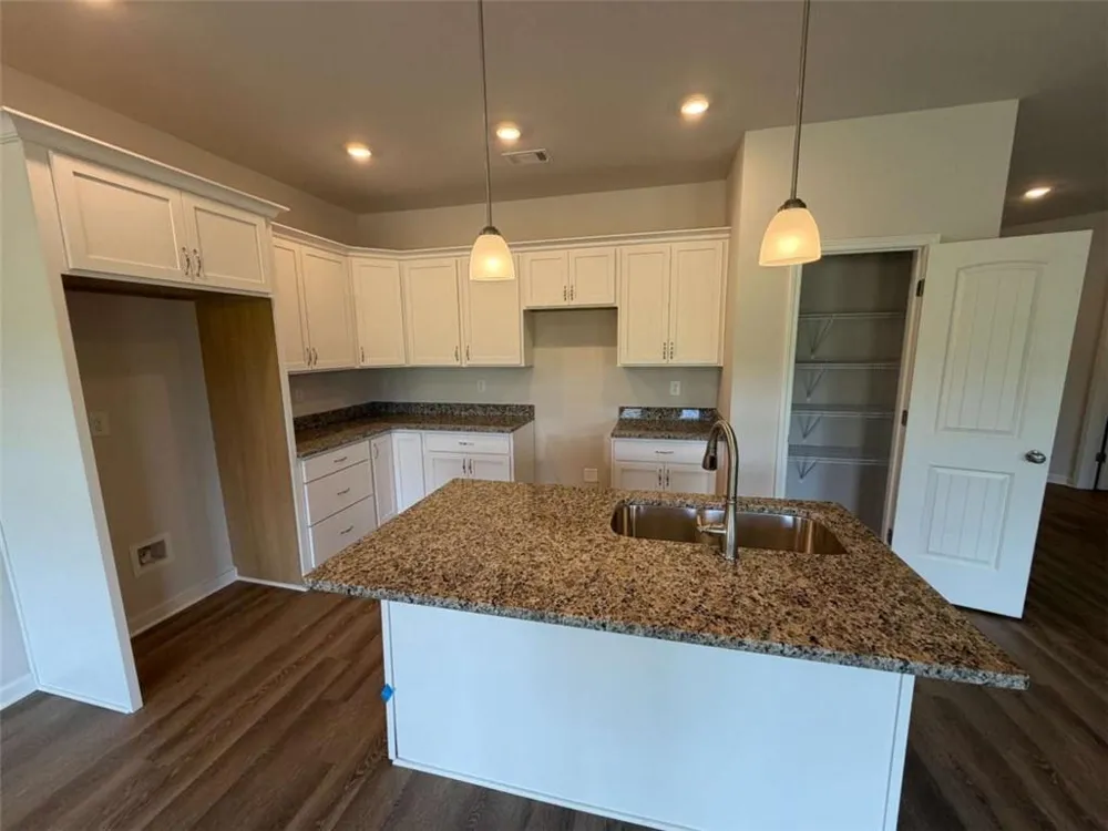 771 Dortch Road Eastanollee, GA 30538