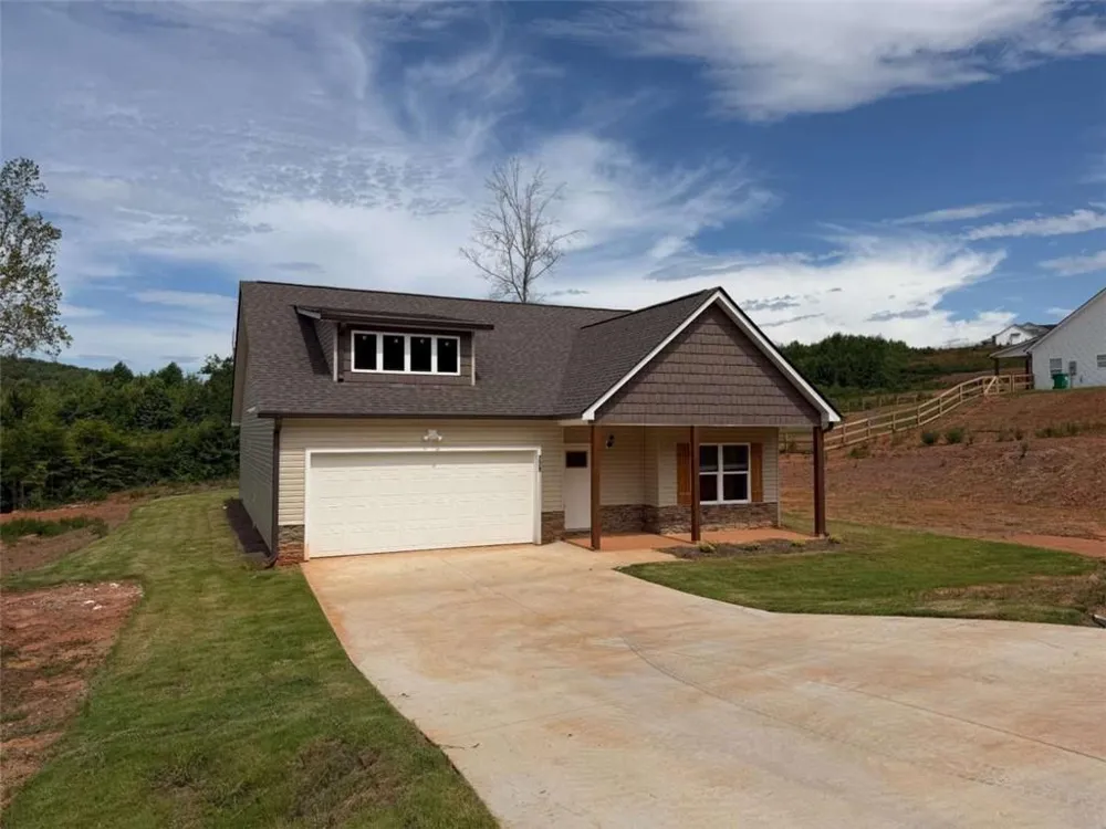 771 Dortch Road Eastanollee, GA 30538
