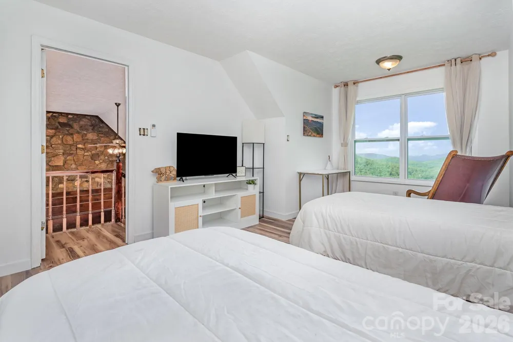 508 Over Look Drive #2 Burnsville, NC 28714