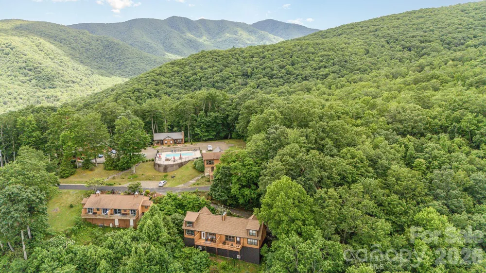 508 Over Look Drive #2 Burnsville, NC 28714