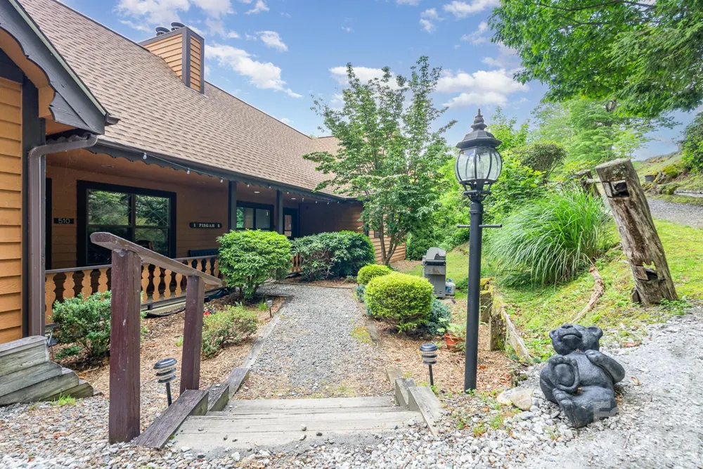 508 Over Look Drive #2 Burnsville, NC 28714