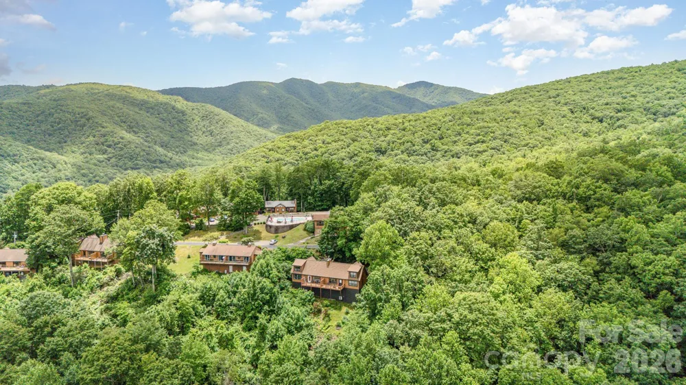 508 Over Look Drive #2 Burnsville, NC 28714