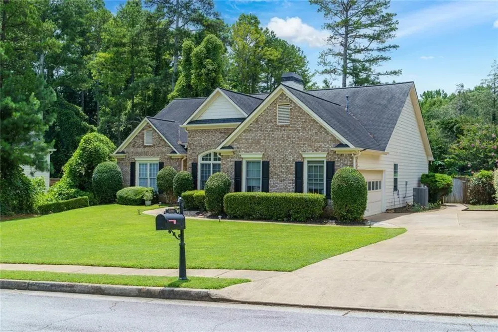 5494 White Cedar Terrace Sugar Hill, GA 30518