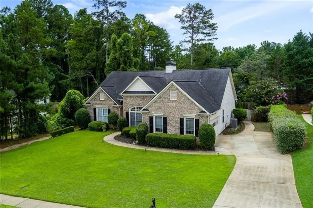 5494 White Cedar Terrace Sugar Hill, GA 30518