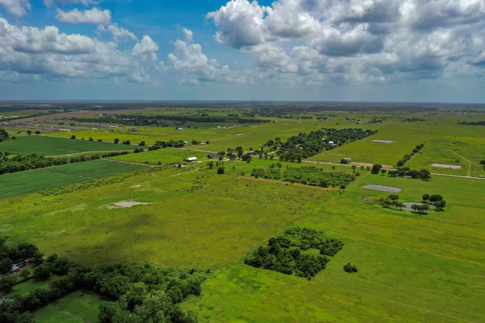 5903 Foster School Road Needville, TX 77461