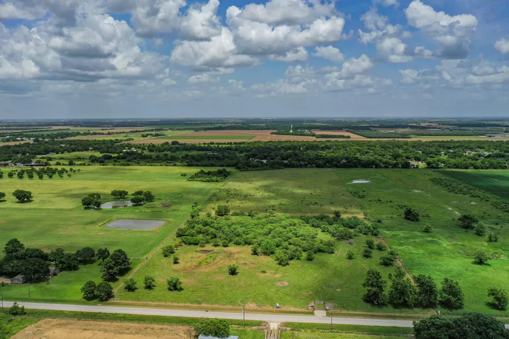 5903 Foster School Road Needville, TX 77461