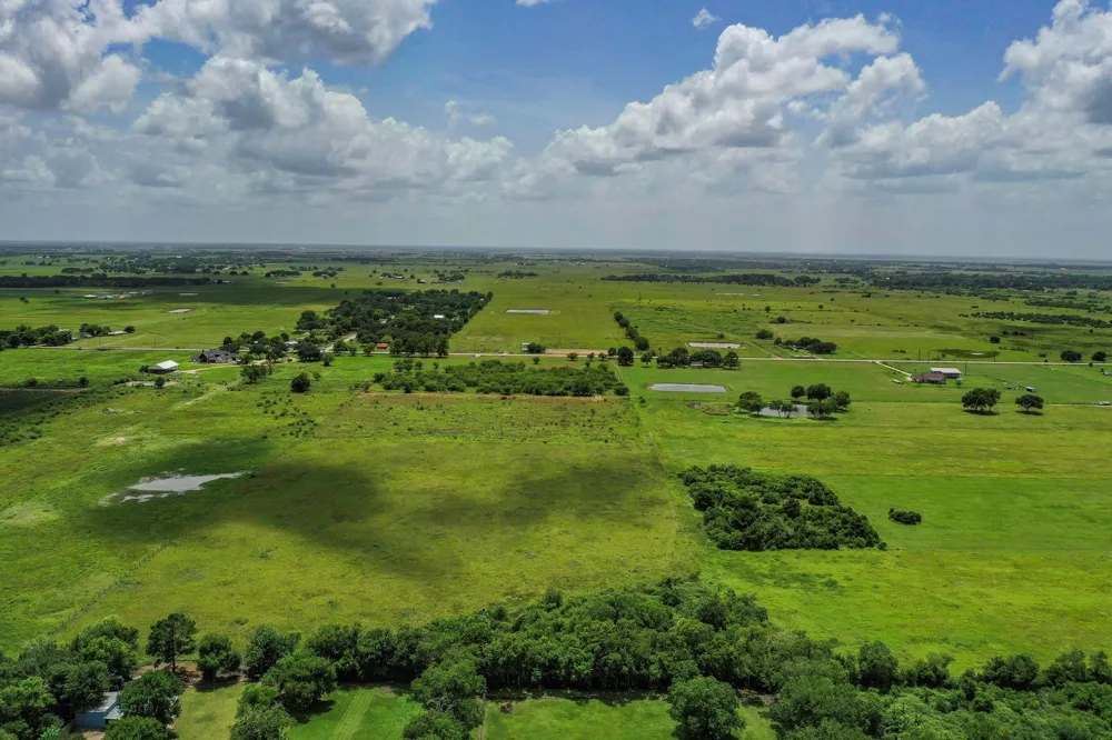 5903 Foster School Road Needville, TX 77461