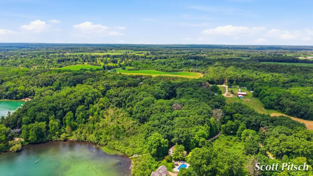 1450 Payne Lake Road Middleville, MI 49333
