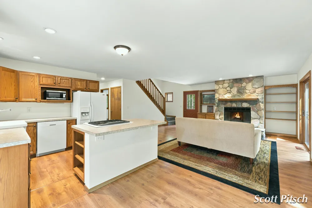 1450 Payne Lake Road Middleville, MI 49333