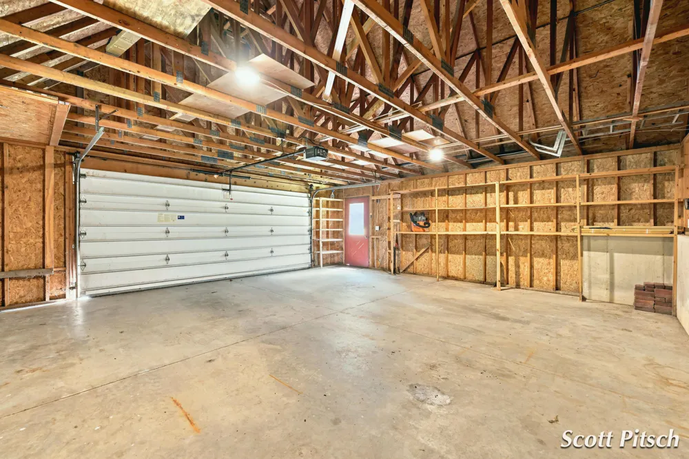 1450 Payne Lake Road Middleville, MI 49333