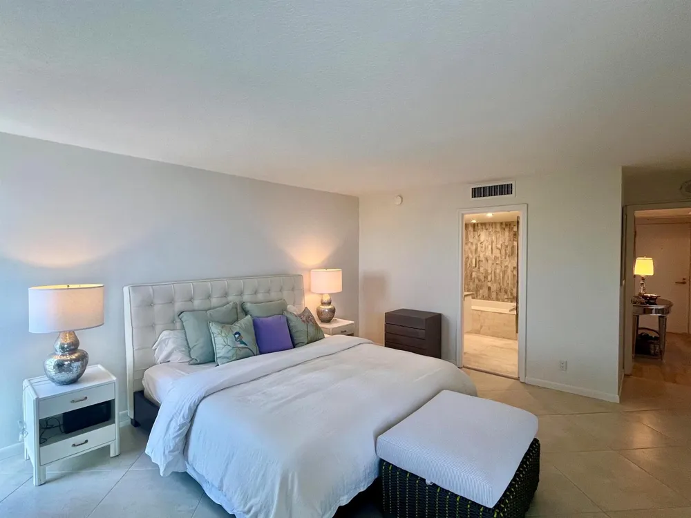 5550 OCEAN DRIVE #6D Singer Island, FL 33404