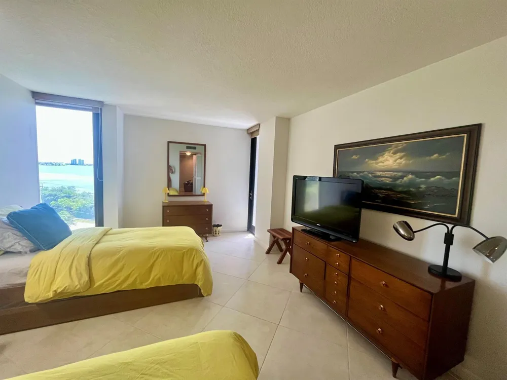 5550 OCEAN DRIVE #6D Singer Island, FL 33404