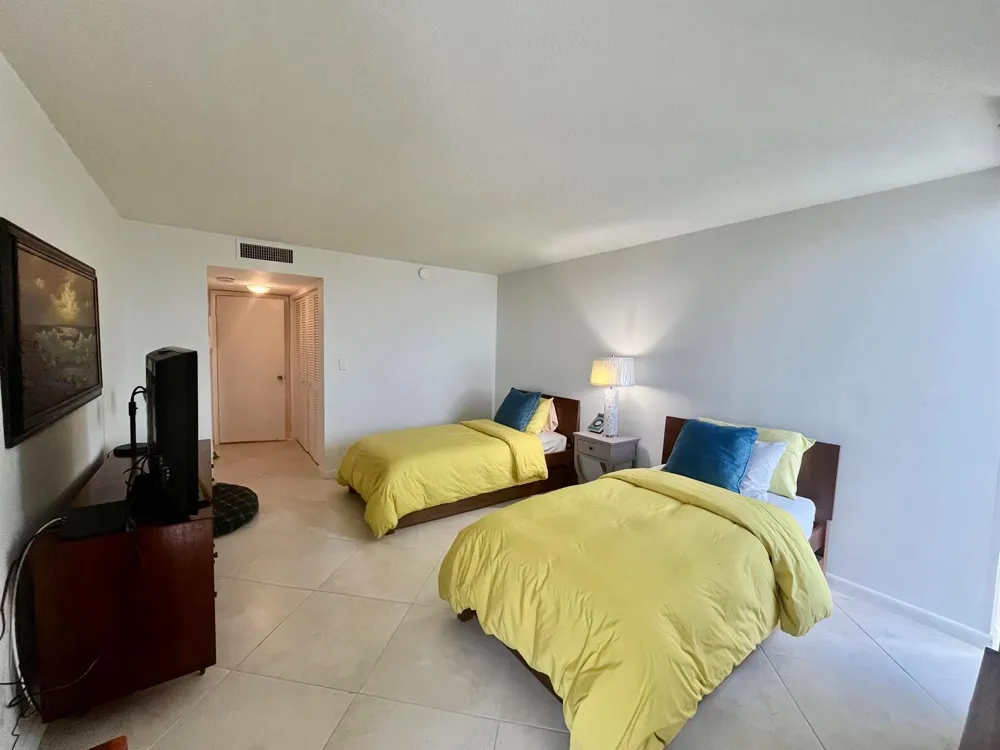 5550 OCEAN DRIVE #6D Singer Island, FL 33404