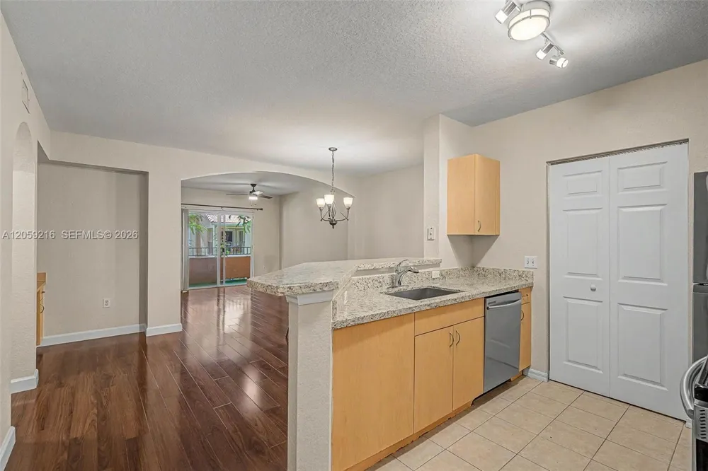 1003 Belmont Ln #1003 North Lauderdale, FL 33068