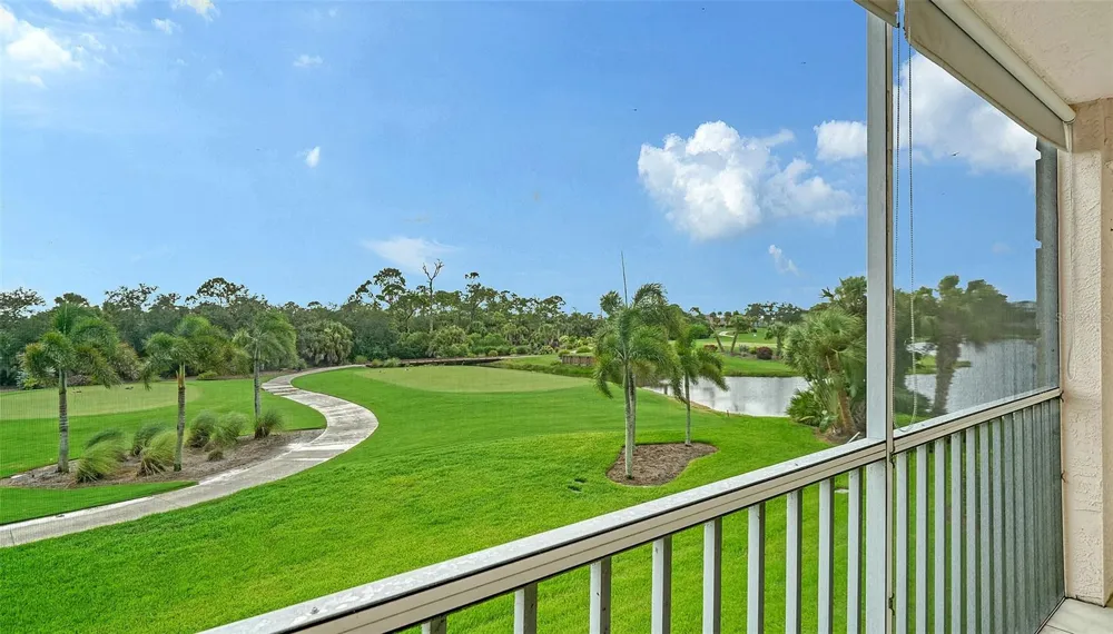 9320 CLUBSIDE CIRCLE #2205 Sarasota, FL 34238