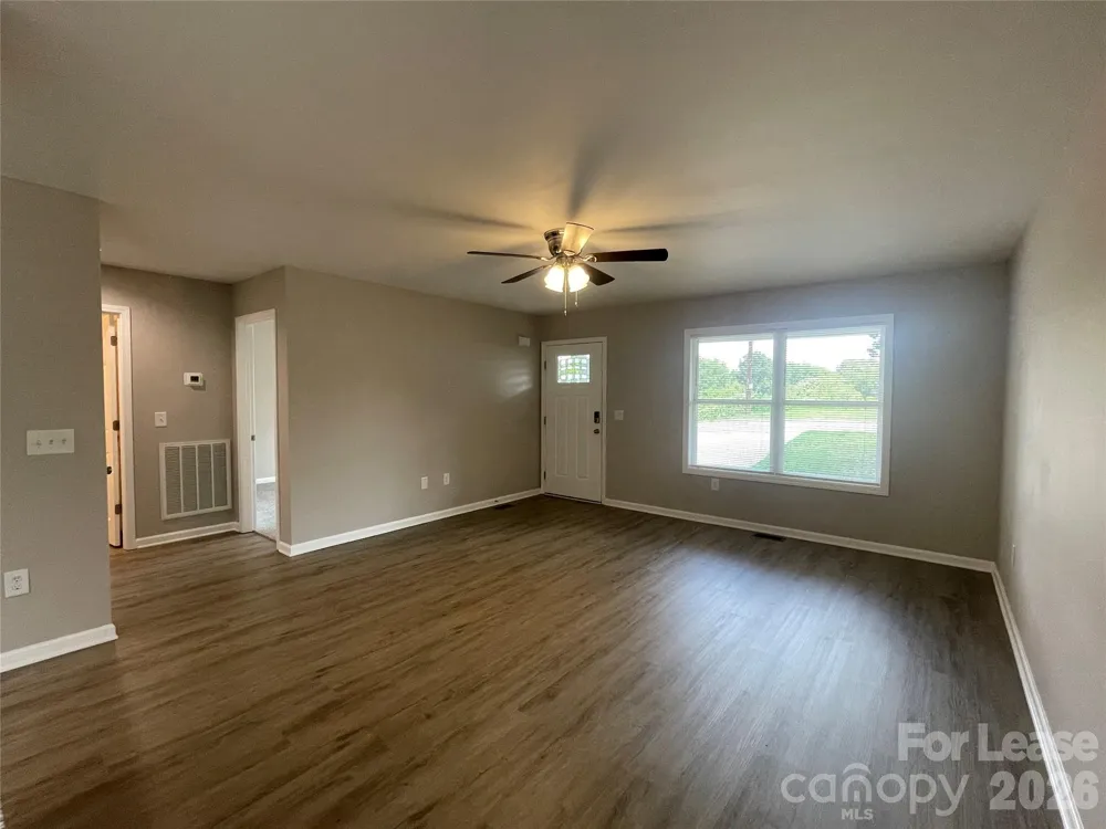 605 Frank Street Kannapolis, NC 28081