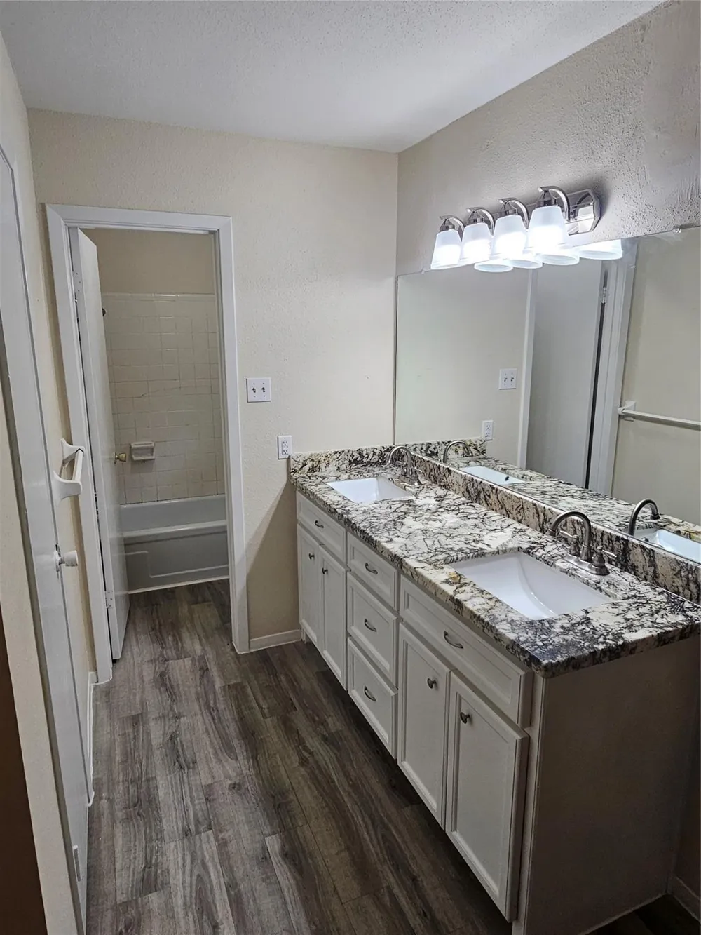 1113 E Amherst Lane Deer Park, TX 77536