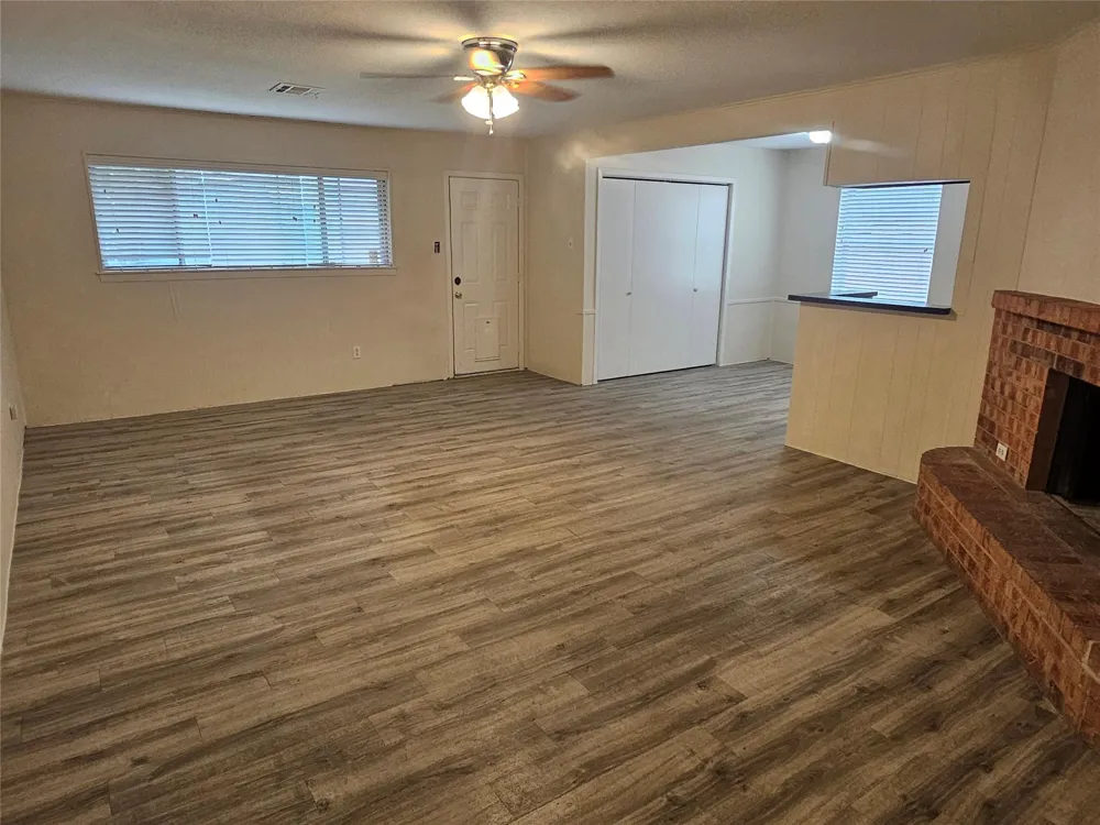 1113 E Amherst Lane Deer Park, TX 77536
