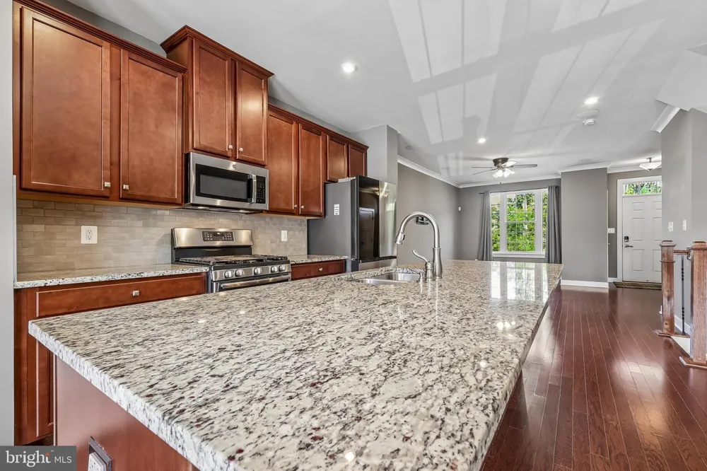 18002 RED CEDAR ROAD Dumfries, VA 22026